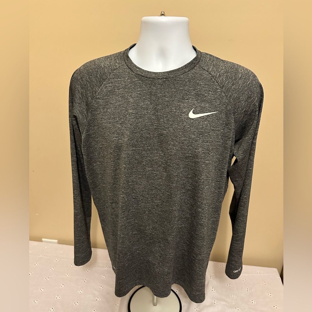 Nike Swim Shirt Men's Large Dri Fit UPF 40 Gray Lightweight Long Sleeve UV Prote